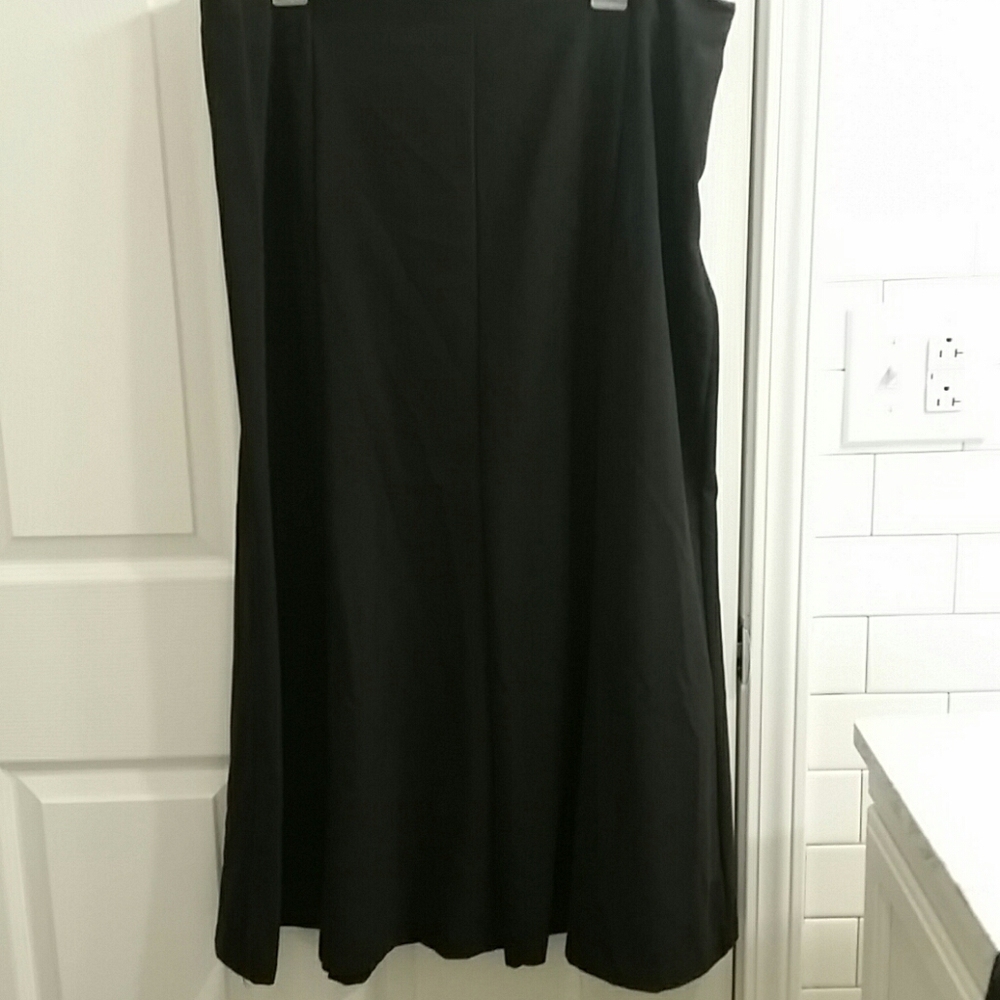 Long black skirt